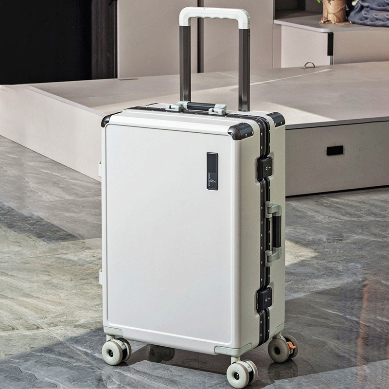 Versterkte reiskoffer van PC-m - Aluminum Frame Carry On Luggage recensie en prijs